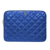 Чехол Guess Sleeve Quilted 4G Metal Logo 14