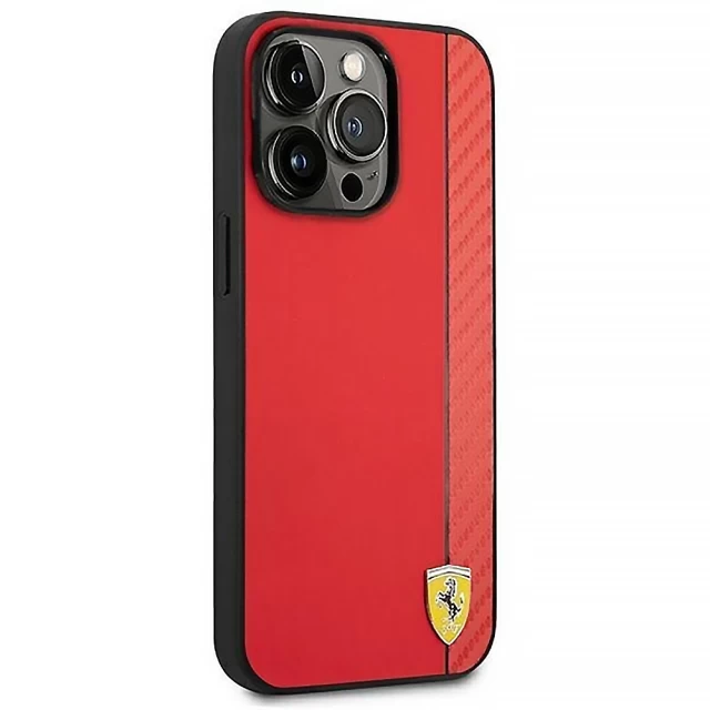 Чехол Ferrari Carbon для iPhone 14 Pro Red (FEHCP14LAXRE)