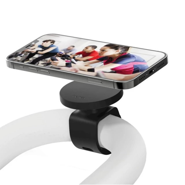 Держатель Belkin Magnetic Fitness Mount для iPhone with MagSafe (MMA005BTBK)