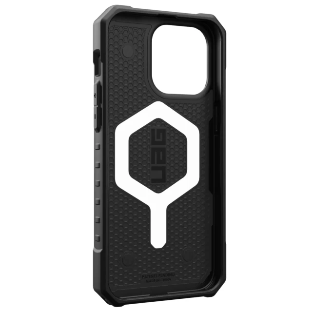 Чехол UAG Pathfinder для iPhone 15 Pro Max Black with MagSafe (114301114040)