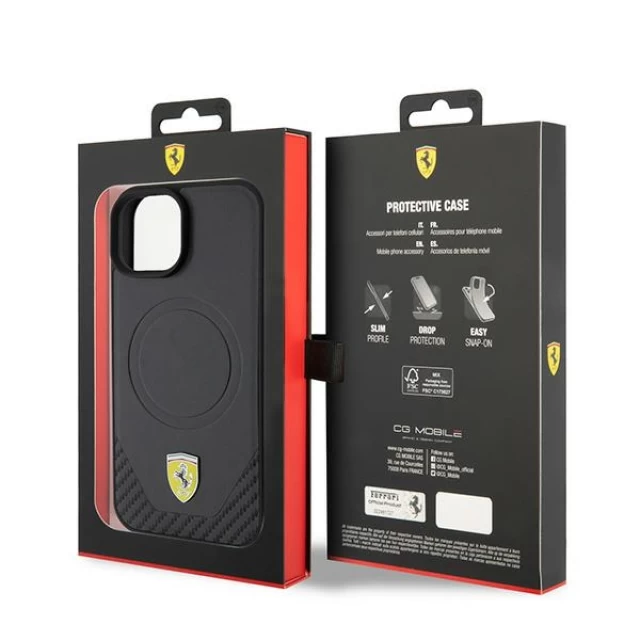 Чехол Ferrari Carbon Metal Logo для iPhone 15 Black with MagSafe (FEHMP15SPTEK)