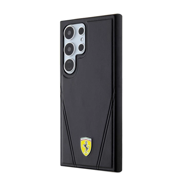 Чохол Ferrari Hot Stamp V Lines для Samsung Galaxy S24 Ultra (S928) Black with MagSafe (FEHMS24LP3BAK)