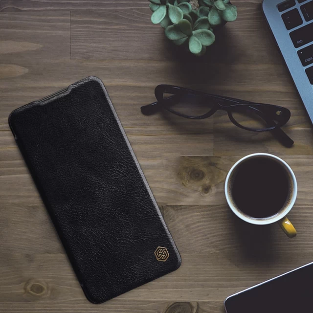 Чехол Nillkin Qin Leather для OnePlus 10 Pro Black (6902048237636)