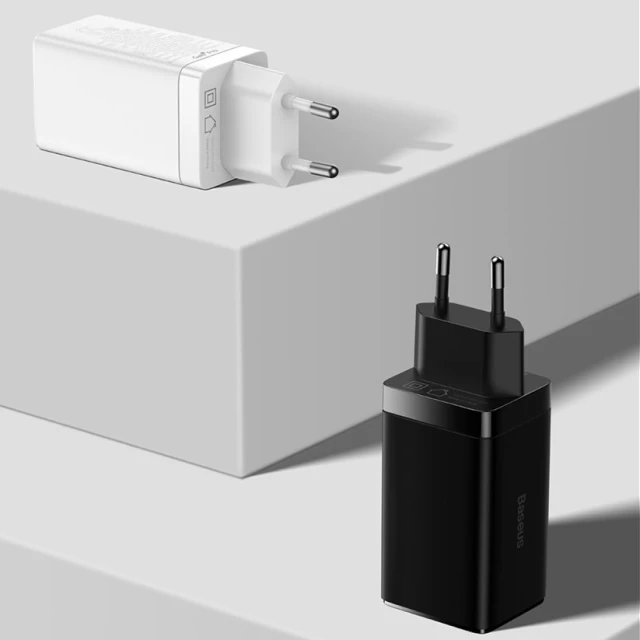Мережевий зарядний пристрій Baseus GaN3 Pro 65W 2xUSB-C | USB-A with USB-C to USB-C Cable White (CCGP050102)