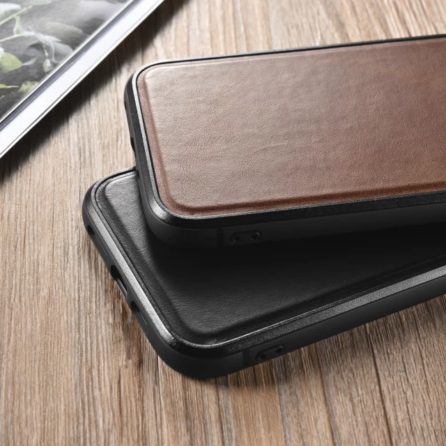 Чехол iCarer для iPhone 12 Pro Max Leather Oil Wax Brown (ALI1214-BN)