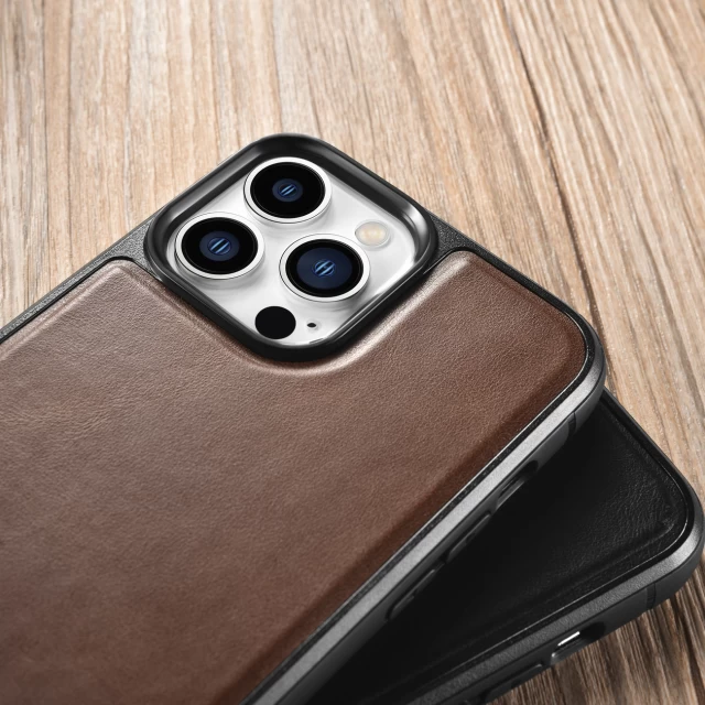 Чехол iCarer для iPhone 13 Pro Leather Oil Wax Brown (ALI1213-BN)