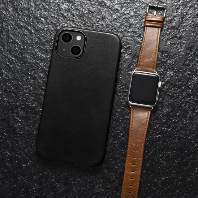 Чехол iCarer для iPhone 13 Leather Oil Wax Black (WMI1302-BK)