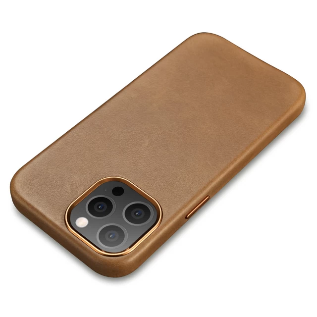 Чехол iCarer для iPhone 13 Pro Leather Oil Wax Brown (WMI1303-BN)