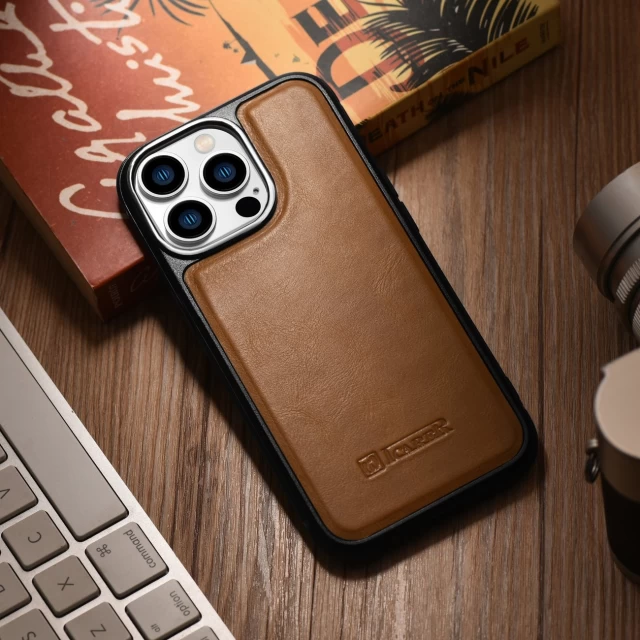 Чехол iCarer Leather Oil Wax Case для iPhone 14 Pro Brown with MagSafe (WMI14220718-TN)