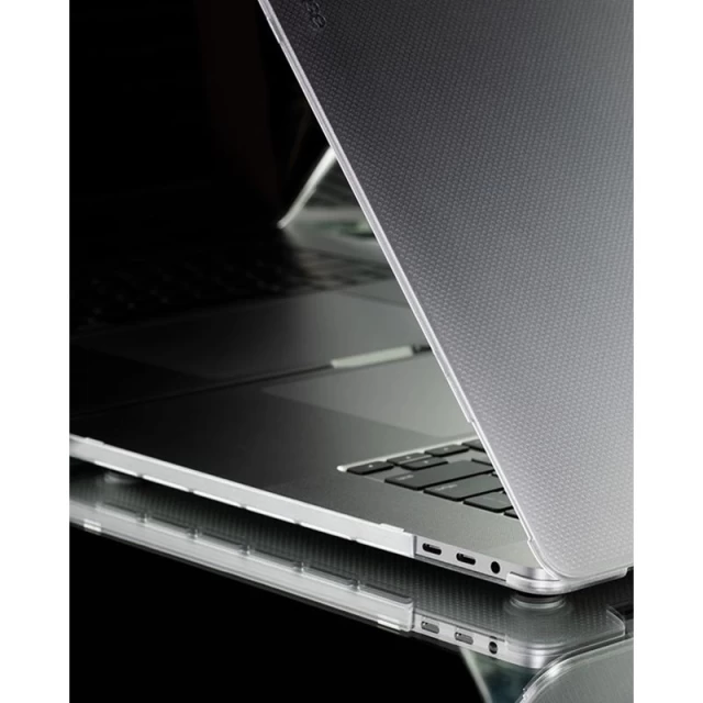 Чохол Incase Hardshell Case для MacBook Pro 13 M2/M1 Dots Clear (INMB200629-CLR)