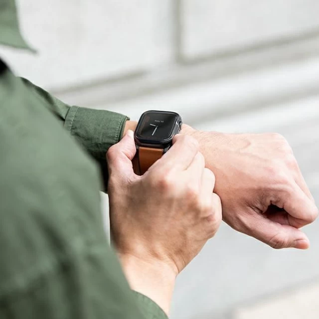 Чехол Uniq Garde для Apple Watch 7 | 8 41 mm Clear (UNIQ-41MM-GARCLR)