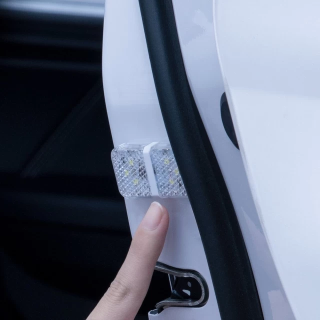 Дверна автомобільна лампа Baseus Warning Light White (2pcs/pack) (CRFZD-02)